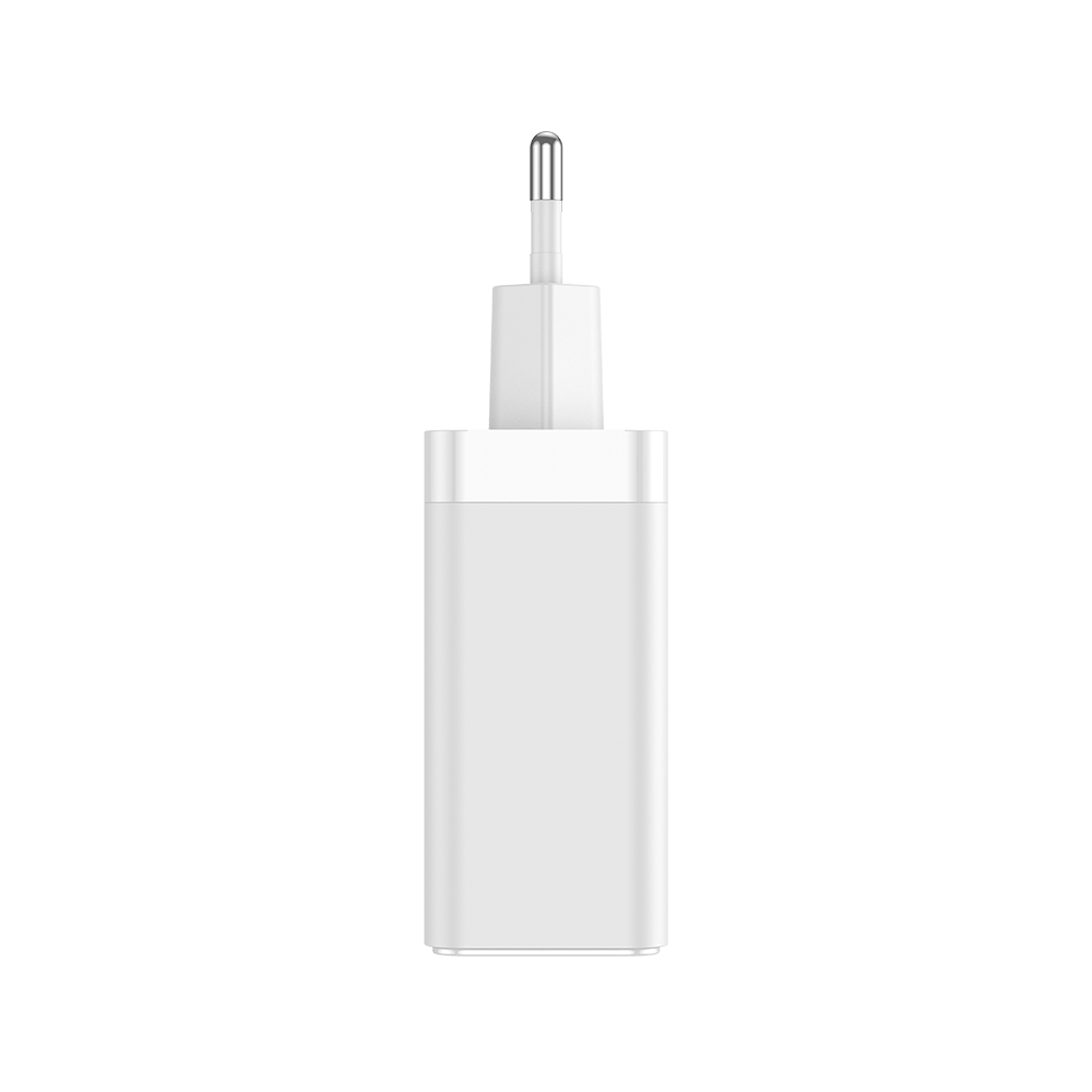 NOVANL ProCharge Ultra 65W GaN 2xUSB-C & USB-A (Drievoudige Poort) Adapter